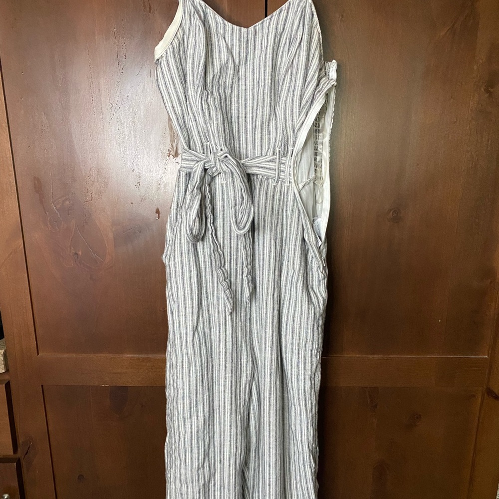 Grey and white striped American Eagle jumpsuit size small!
